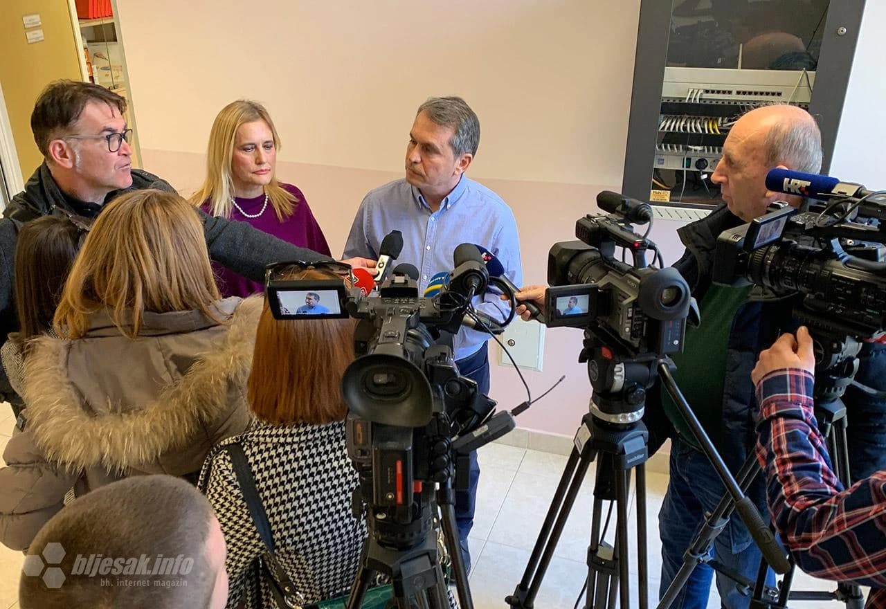 Okrugli stol o poboljšanju zdravstvene zaštite za bolesnike na dijalizi