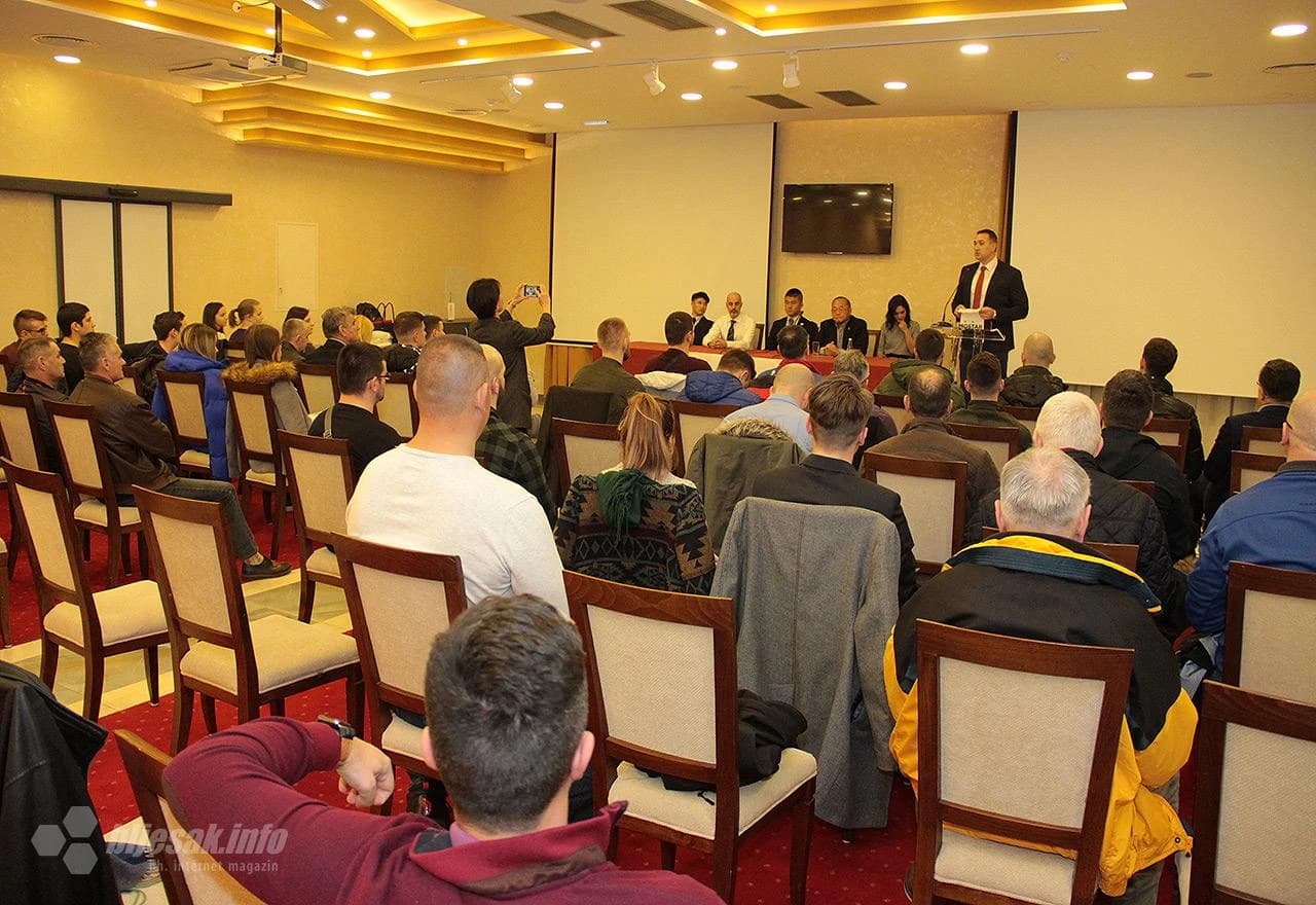 Detalj s dočeka u hotelu Mostar