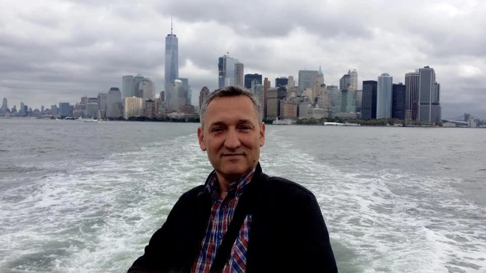 Asim Manjgo, Mostarac koji je obišao gotovo čitav svijet