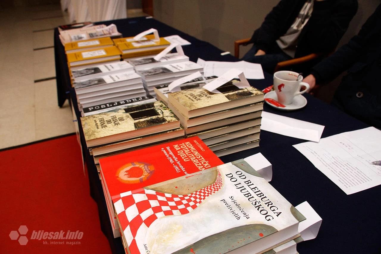 MEMENTO - Književno-glazbena večer uz izložbu knjiga na temu komunističkog totalitarizma 'Istinom do pomirbe'