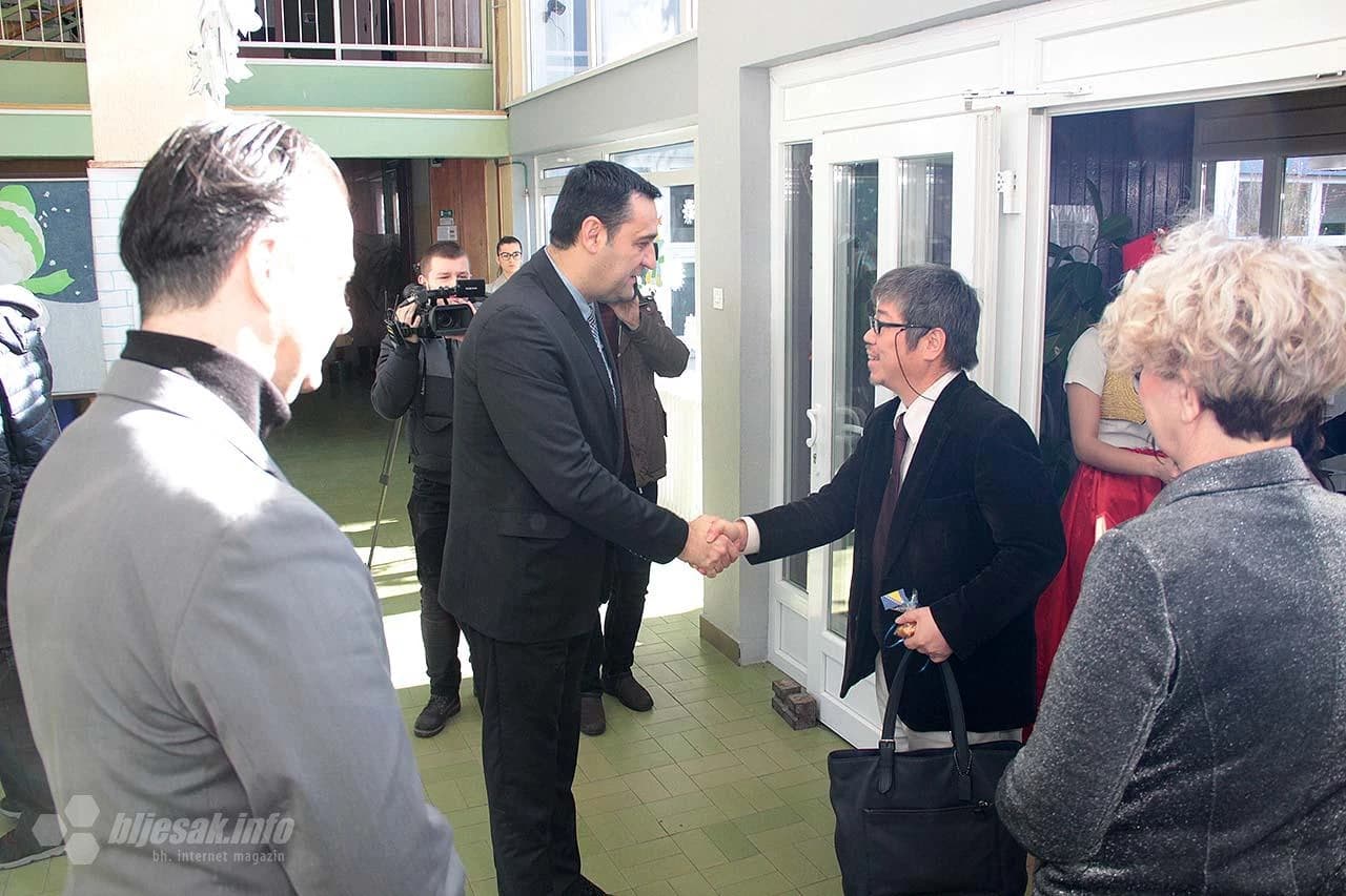 Uručenje donacije u IV osnovnoj školi