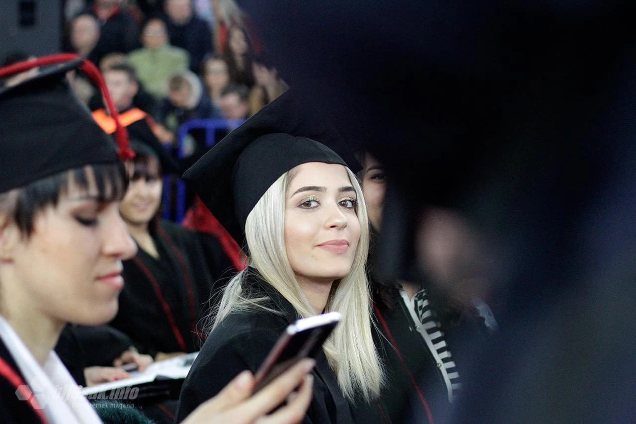 Svečana dodjela diploma Univerziteta 'Džemal Bijedić' 