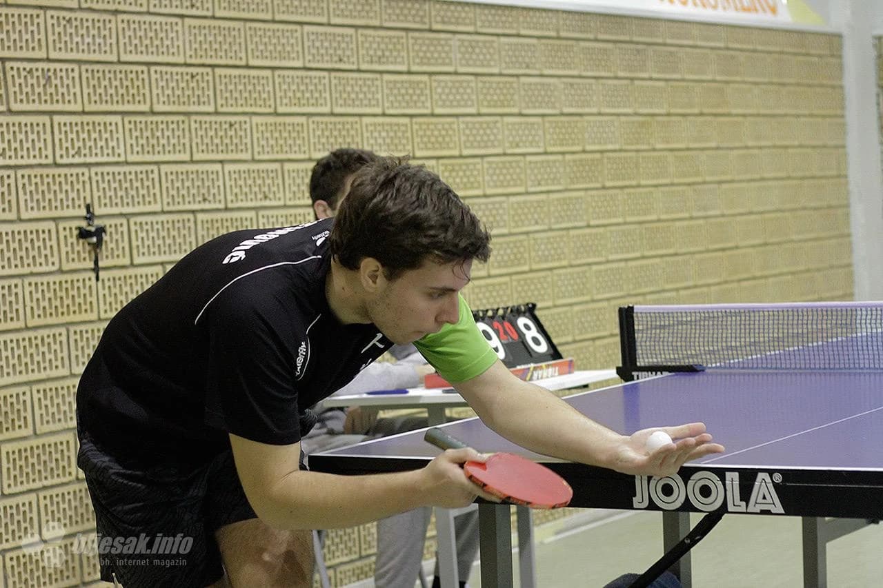 Turnir u stolnom tenisu za rekreativce