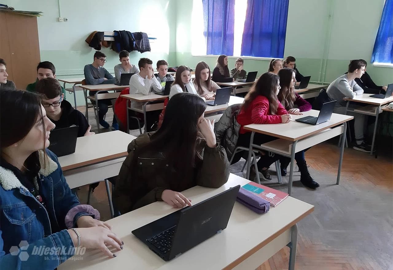 Predstavljena nova računarska oprema za elektronsku učionicu (e-učionica) 