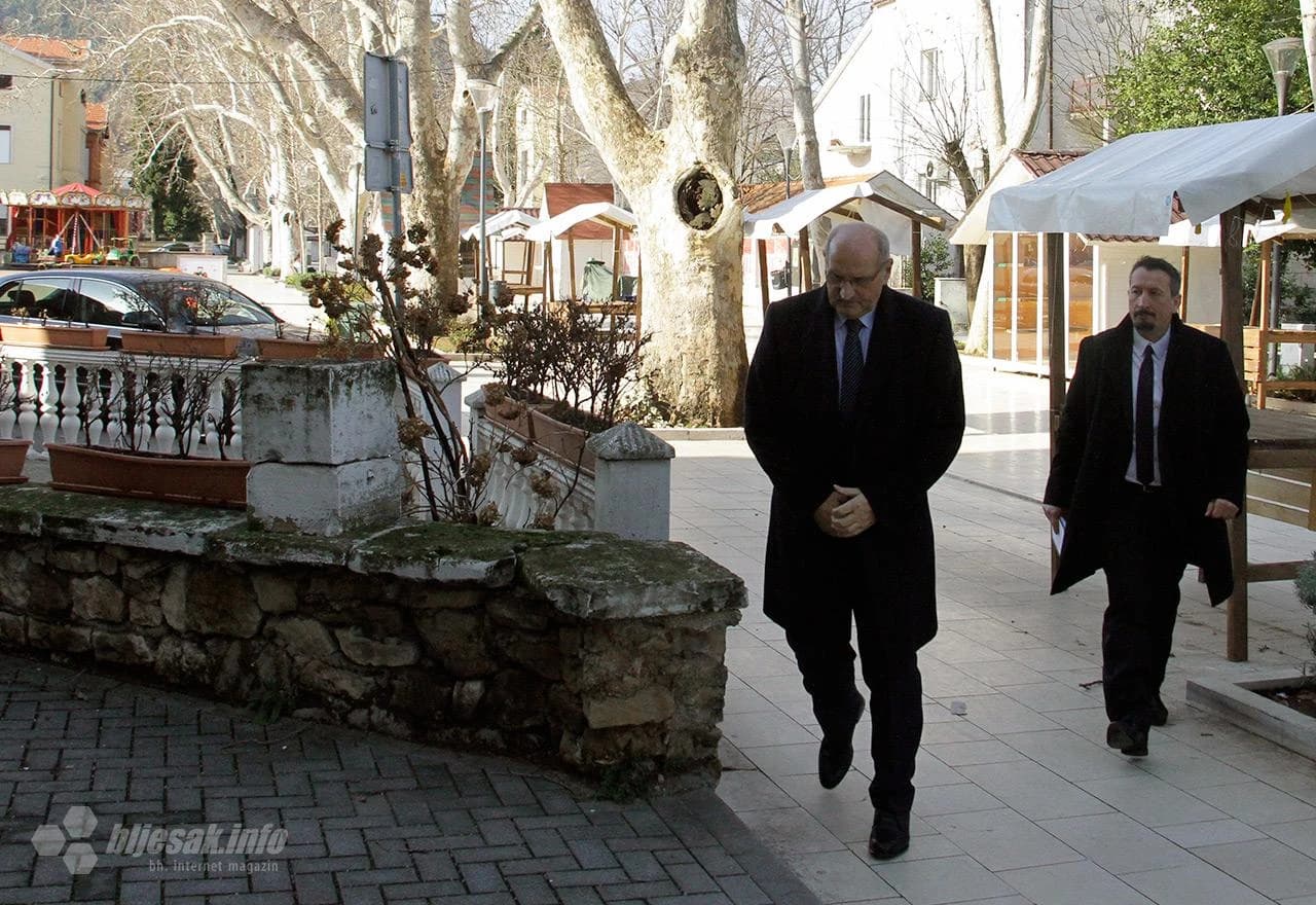 Oproštajni posjet veleposlanika Republike Hrvatske u BiH Ivana del Vechija