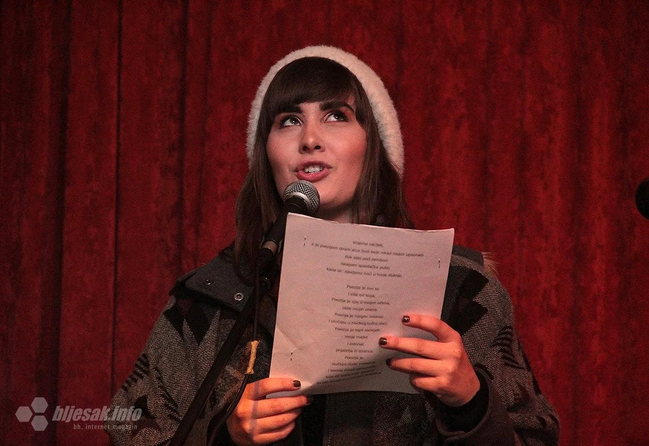 Detalj s večeri poezije