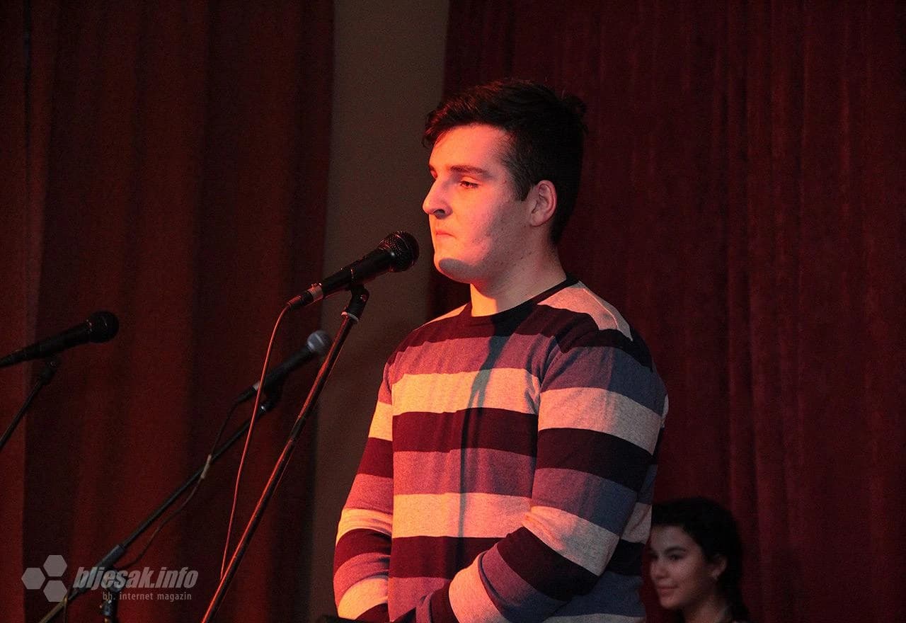 Detalj s večeri poezije