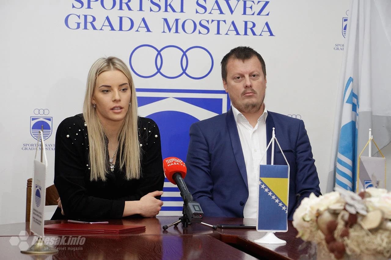 Amina Kajtaz potpisala ugovor sa klubom vodenih sportova "Orka" iz Mostara 