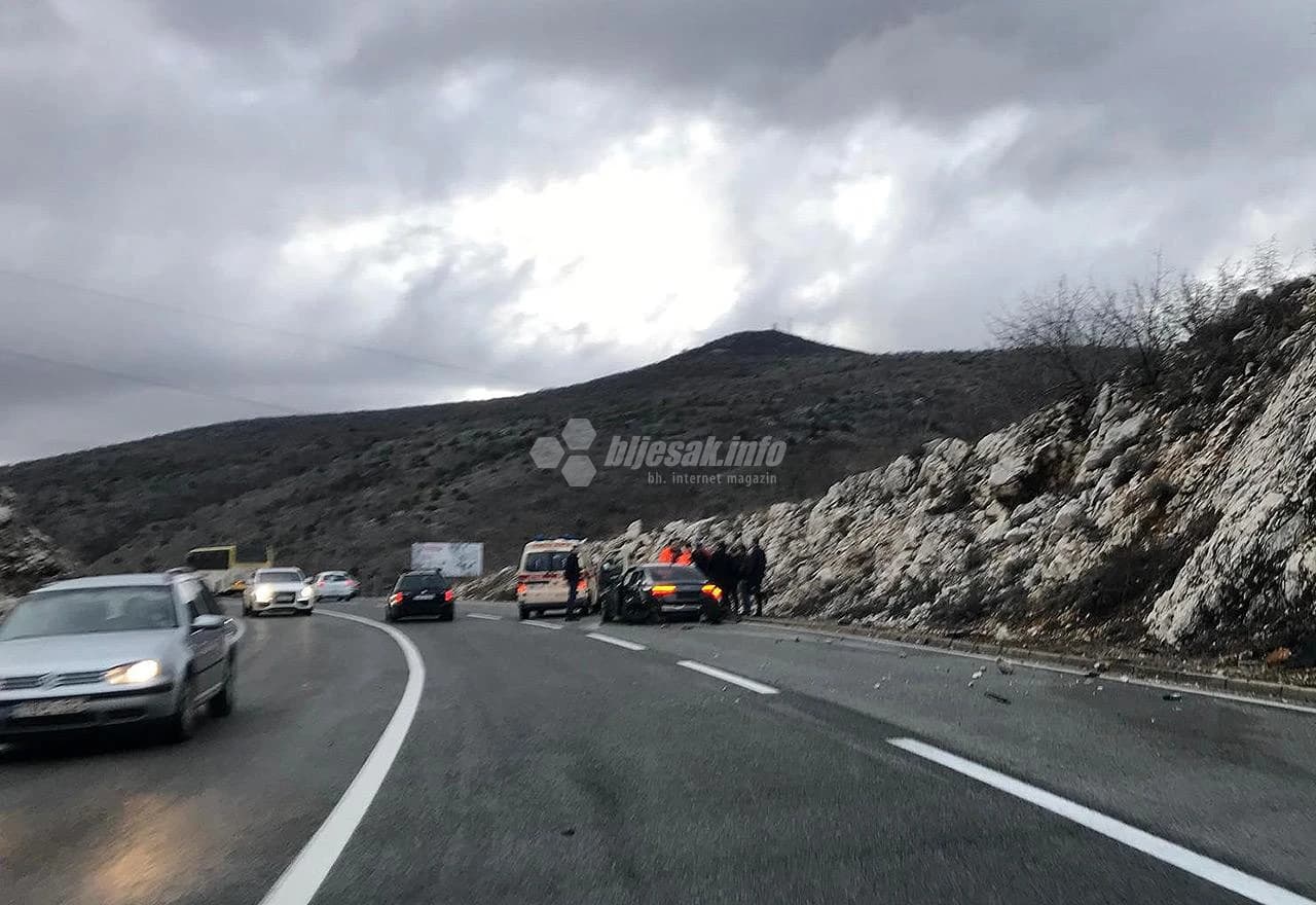 Nesreća na magistralnoj cesti 