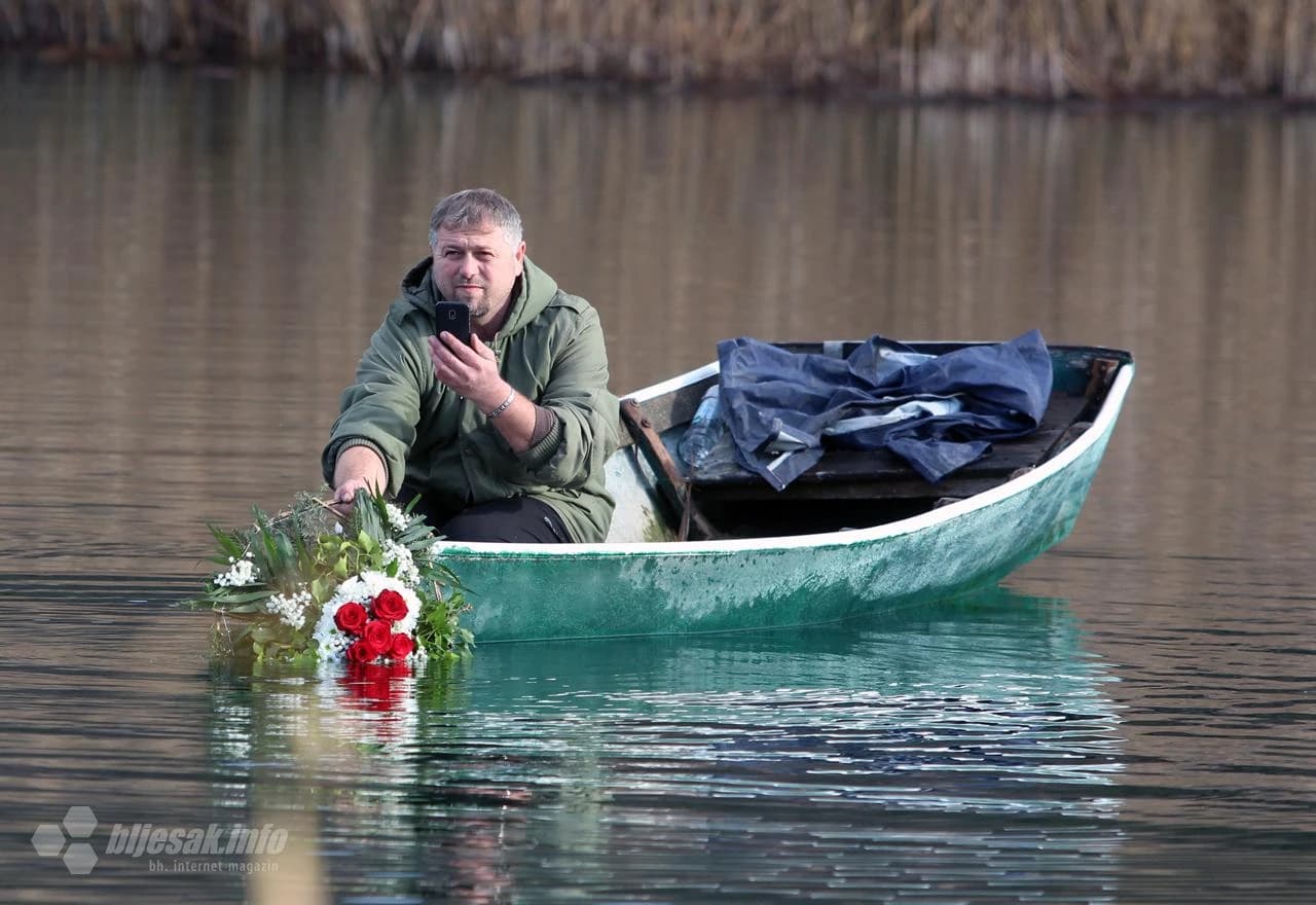 Plivanje za Časni krst u Čapljini