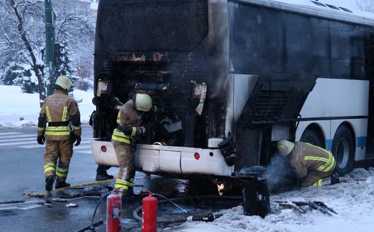 Požar na autobusu