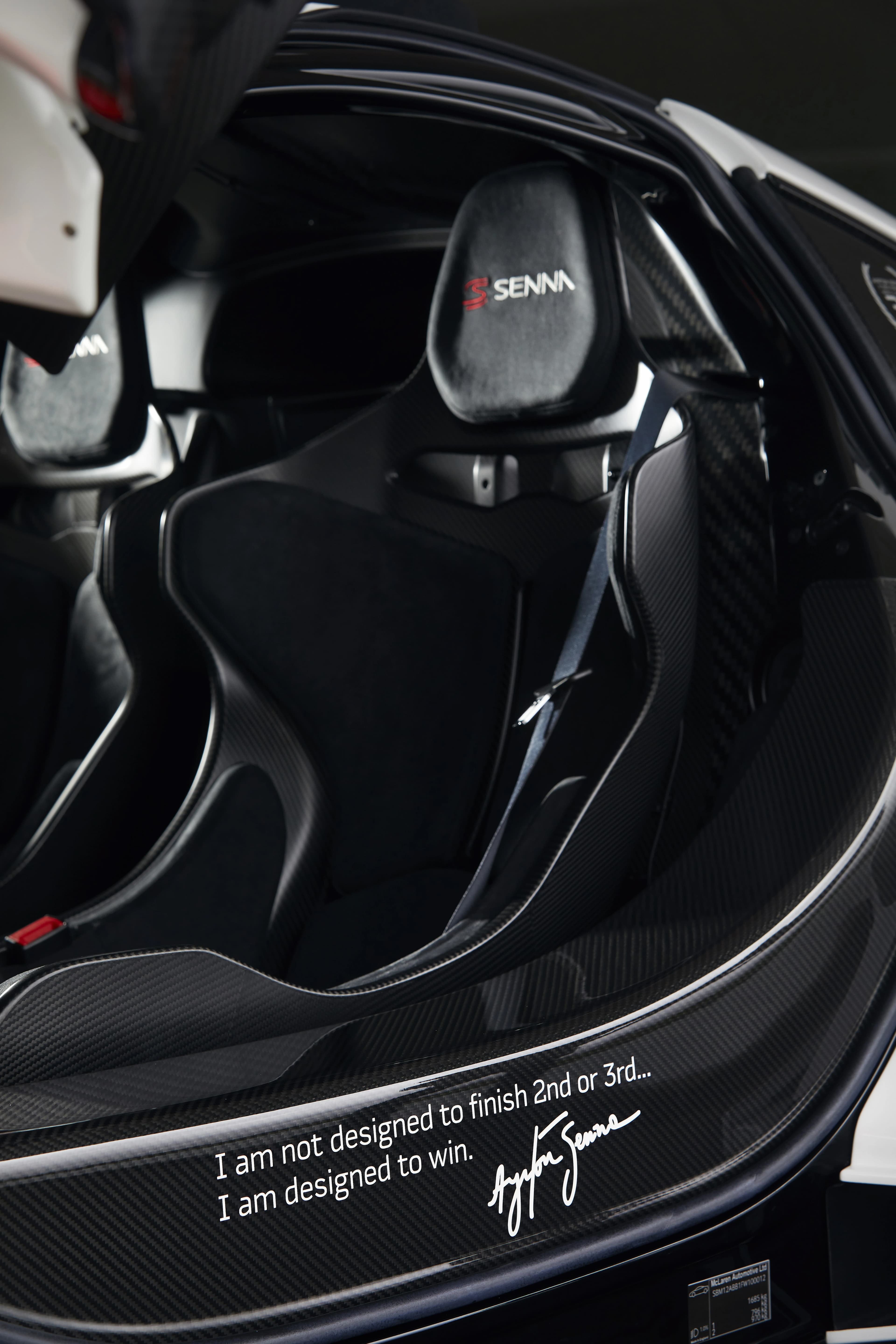 McLaren P1 GTR u čast Ayrtona Senne