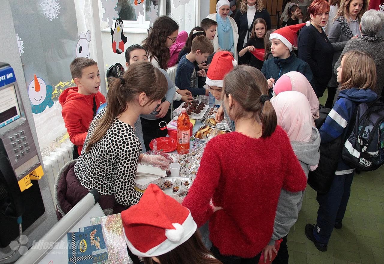 Zimski bazar u IV osnovnoj školi