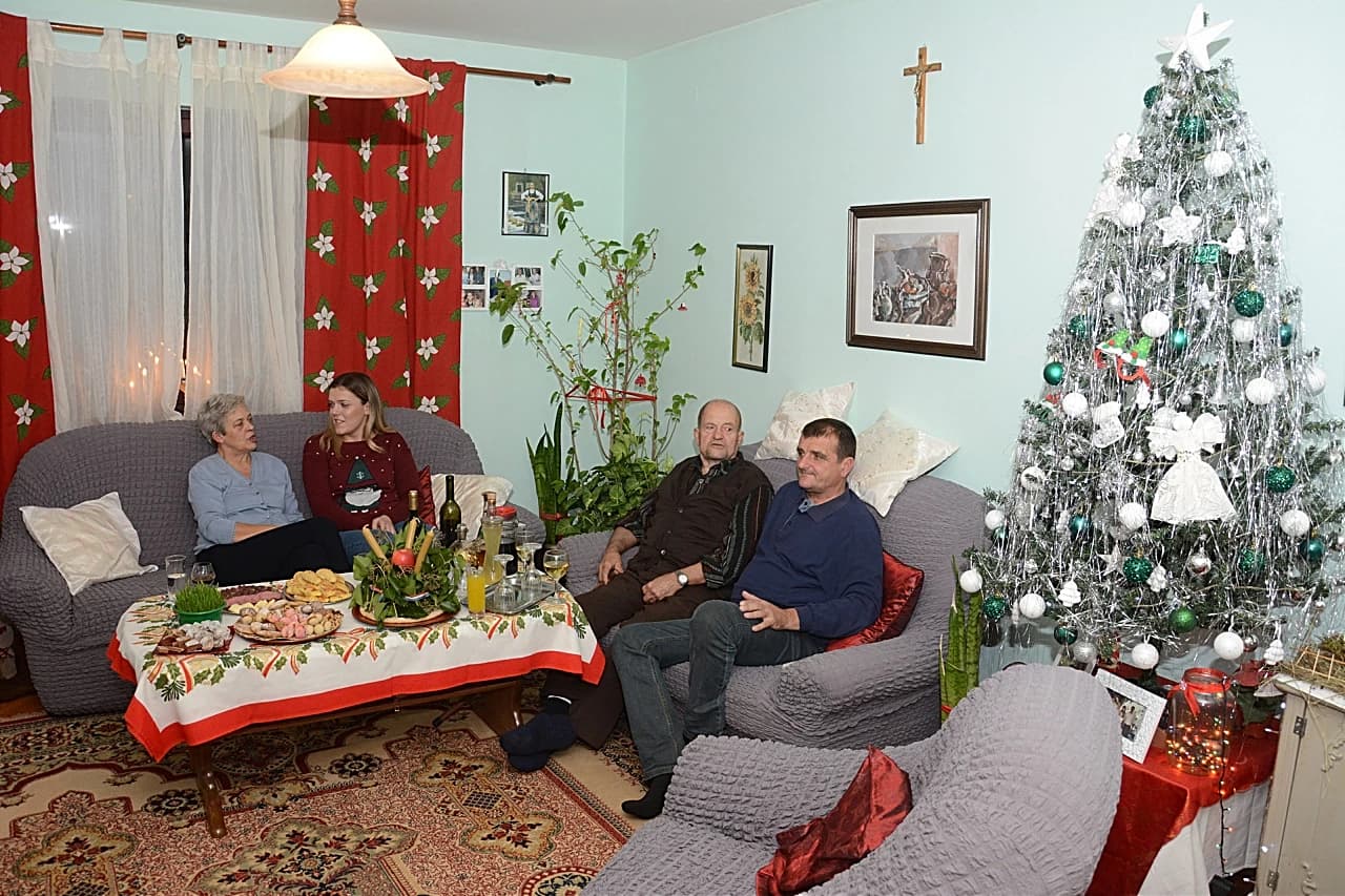 Blagdan u krugu obitelji