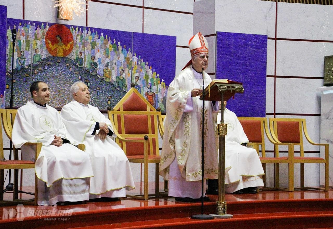 Misa polnoćka u mostarskoj katedrali