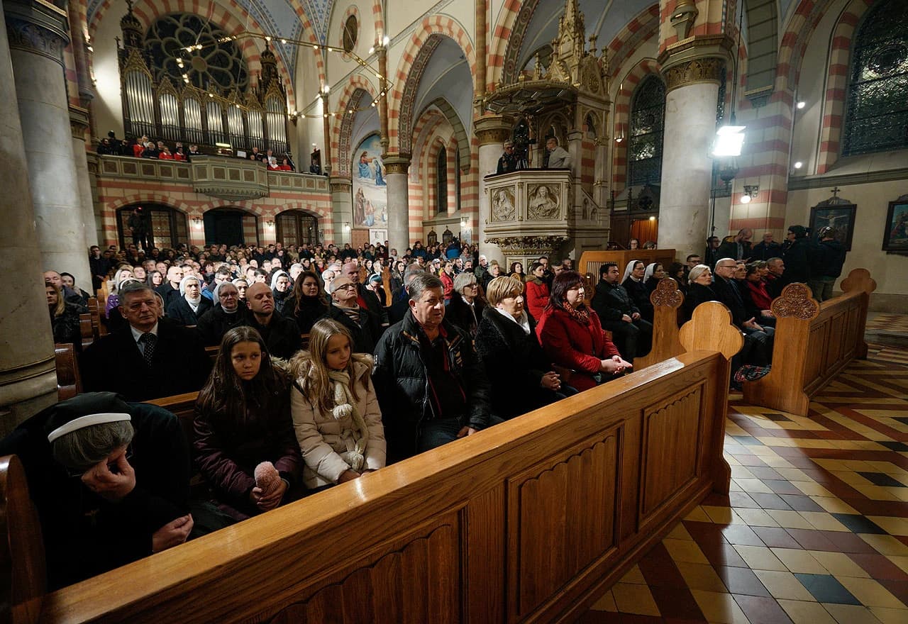 Misa polnoćka u katedrali Srca Isusova u Sarajevu