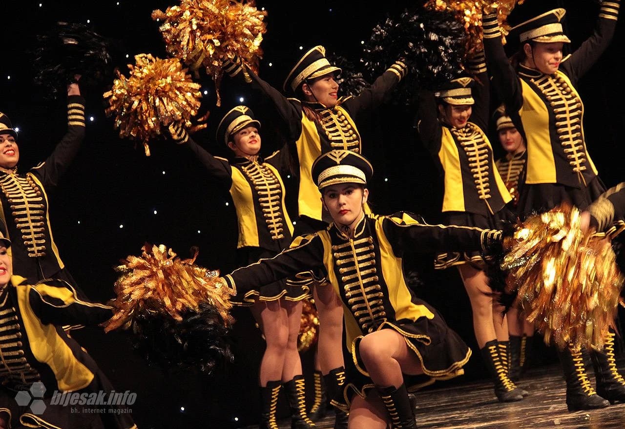 Nastup Mostarkskih mažoretkinja