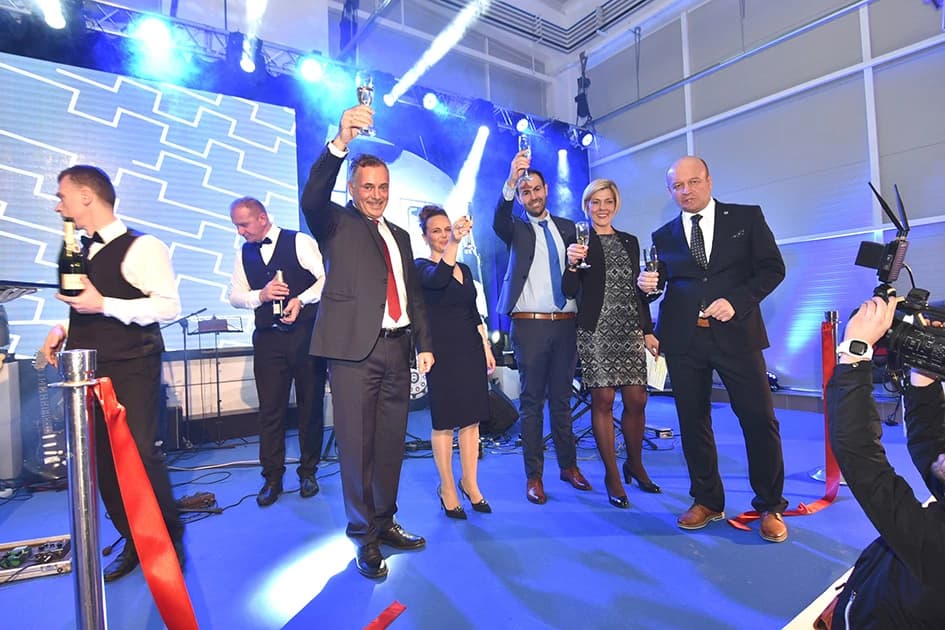 Svečano otvoren najmoderniji Volvo Trucks Centar 