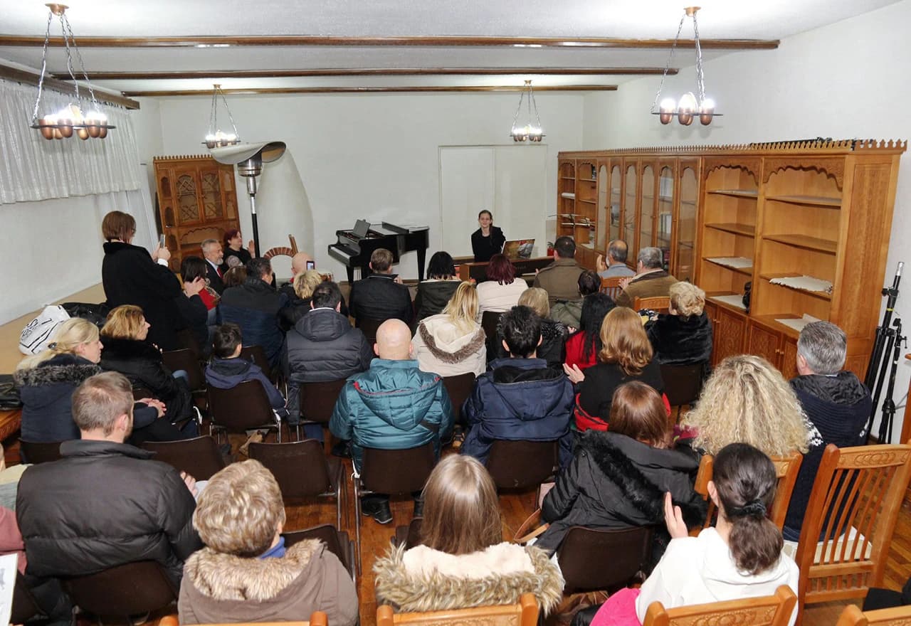 Sa skupa o Kasimu Prohiću