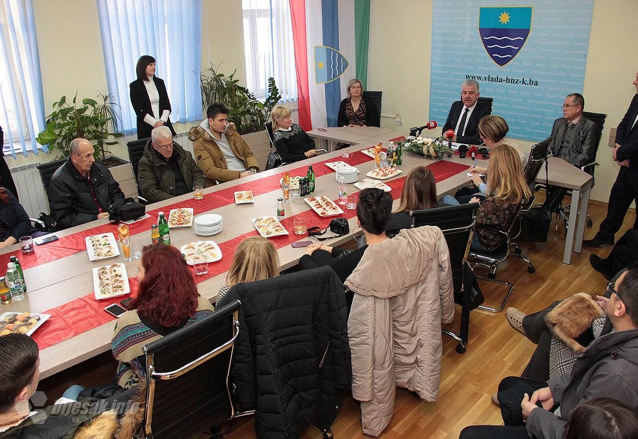 Druženje Hercega s medijskim djelatnicima