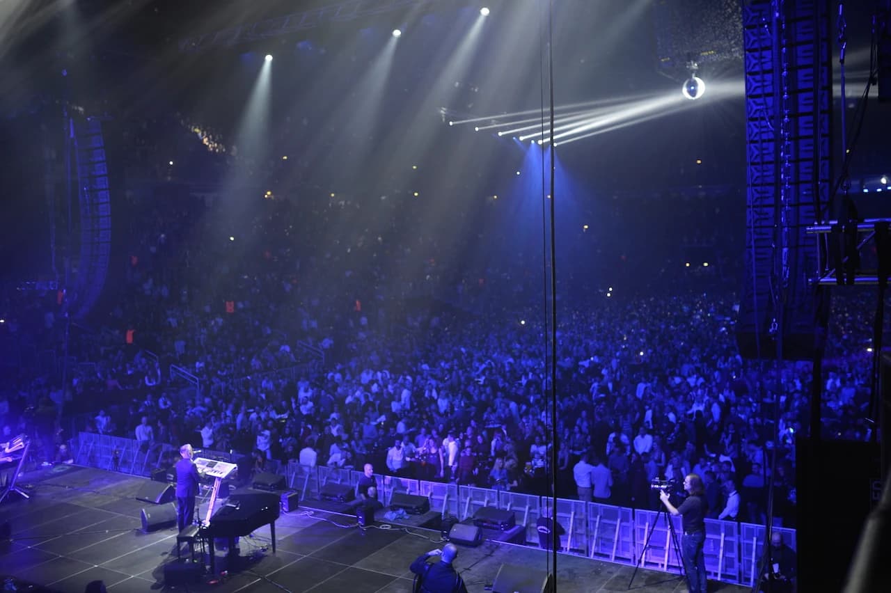 Saša Matić bacio u trans fanove u zagrebačkoj Areni