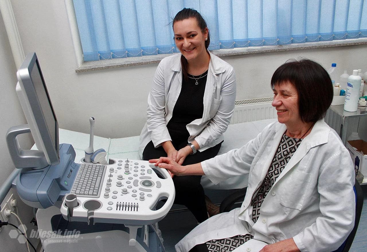 dr. Drina Zeljko demonstrirala nam je kako radi ultrazvuk Voluson P6