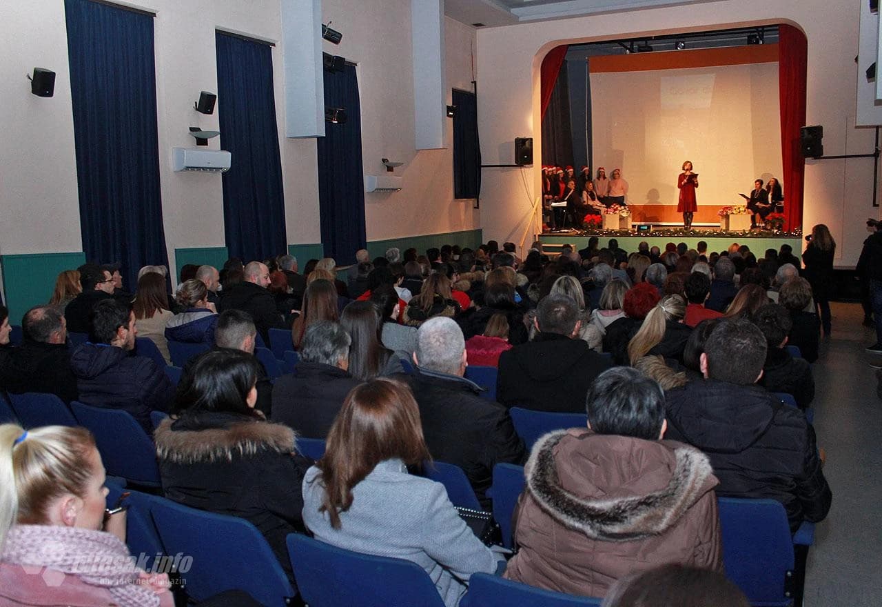 Predstavljena prozno-poetska zbirka Govor duše autorice Marijane Jurilj