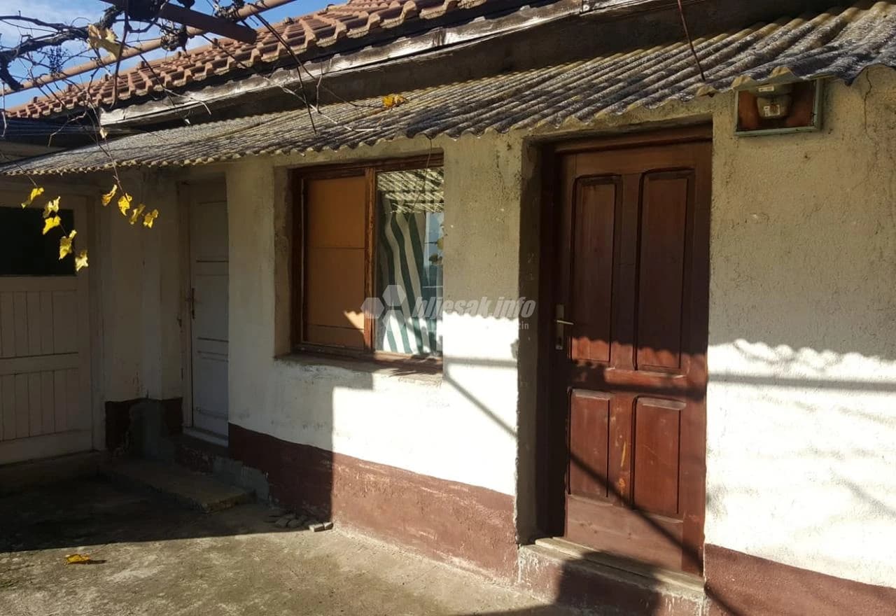 Kuća u koju su provalili migranti