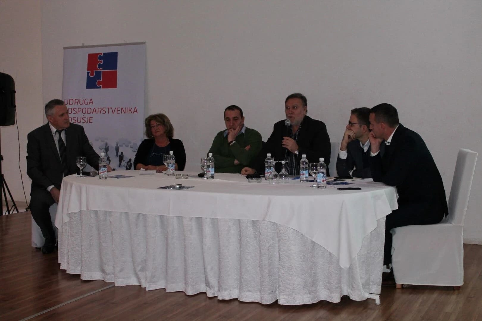 Sudionici panela skupštine UGP-a