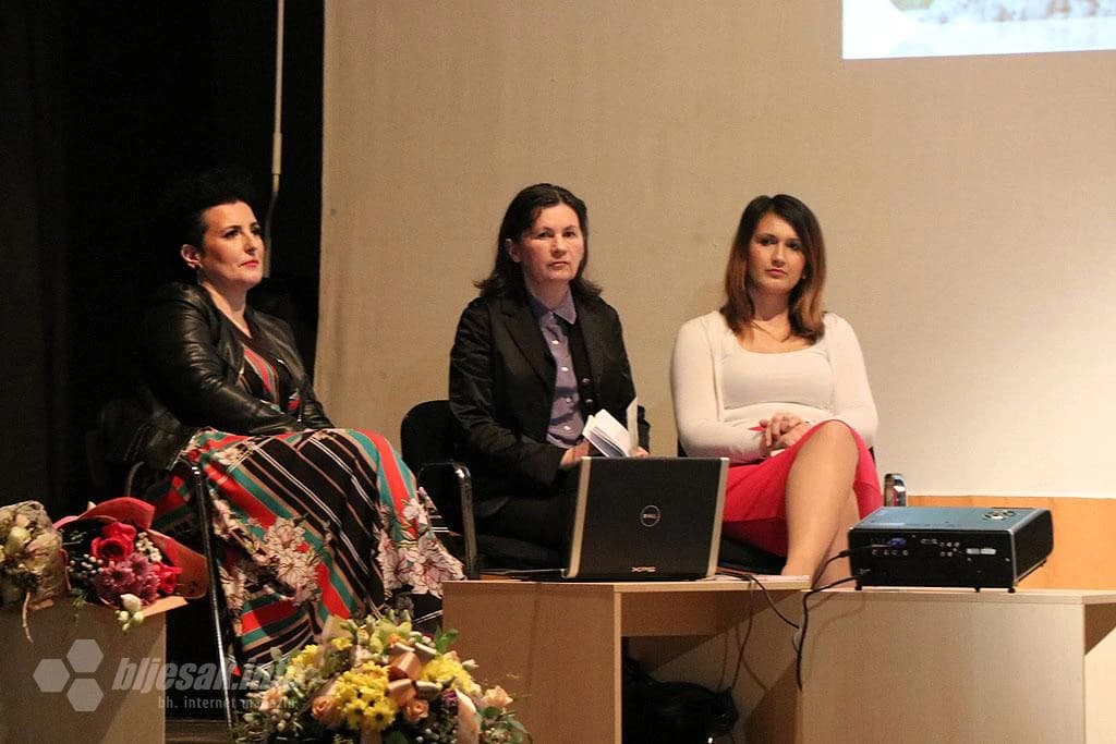 Promocija romana ''Uvala od lavande'' i zbirke zavičajne poezije ''Transkripti u kamenu''