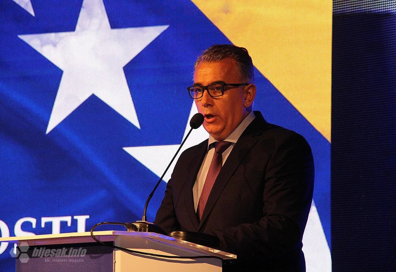 Govor Šerifa Špage