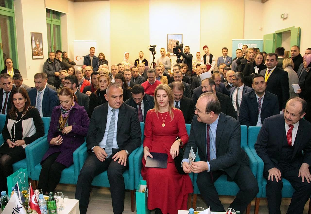 Detalj s ceremonije otvaranja zgrade Yunus Emre instituta