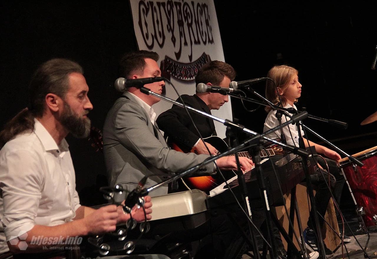 Ramska Etno skupina Čuvarice održale samostalni koncert i promociju novog albuma 'Divojka' u Hrvatskom domu herceg Stjepan Kosača u Mostaru