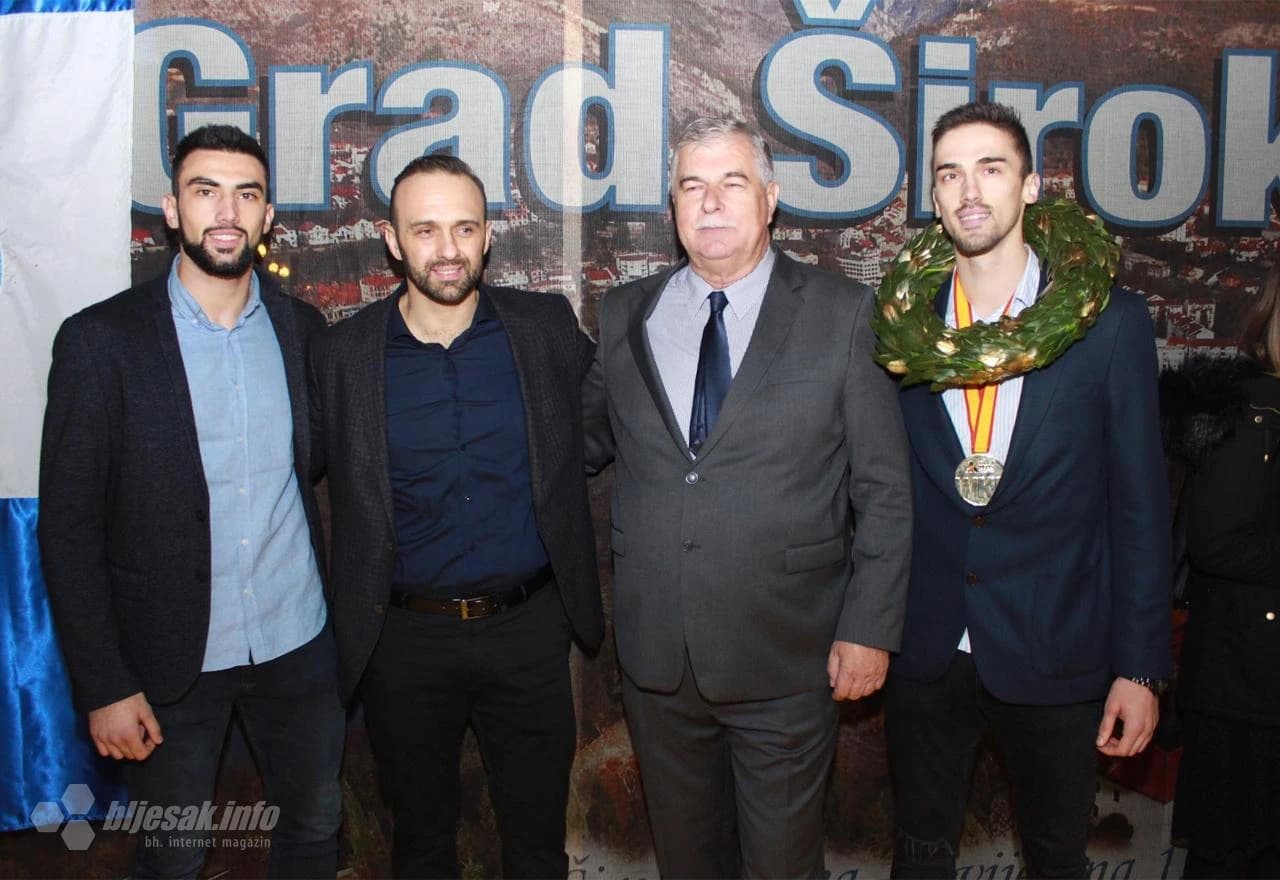 Svjetski prvak u karateu Ivan Kvesić svečano dočekan u Širokom Brijegu