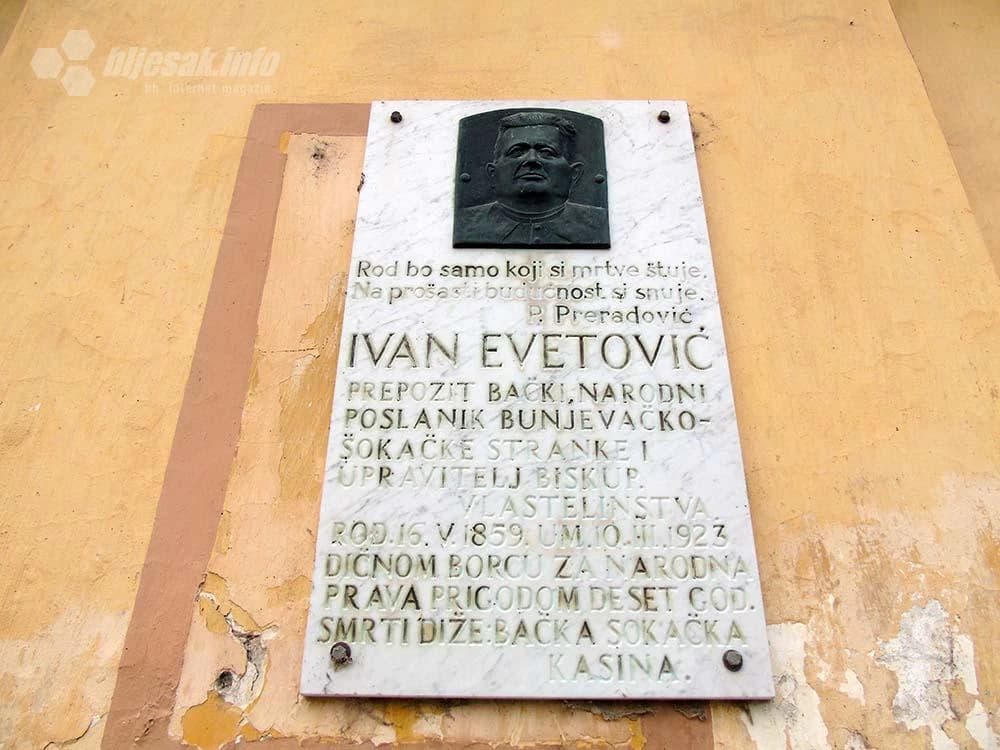 Spomen-ploča Ivanu Evetoviću