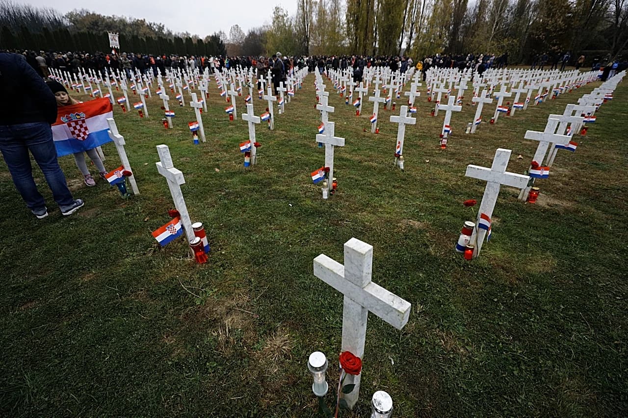  Memorijalno groblje žrtava Domovinskog rata