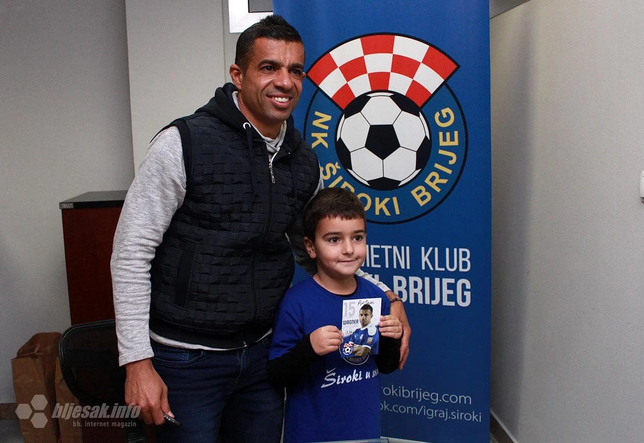 Navijači se družili s legendarnim Wagnerom