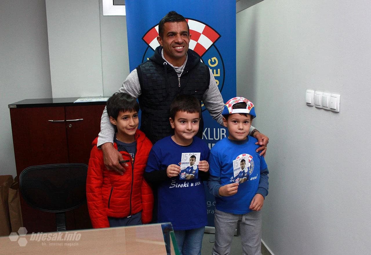 Navijači se družili s legendarnim Wagnerom