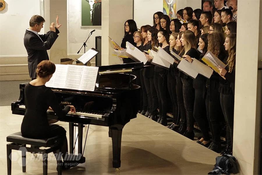 Koncert sakralne glazbe uz blagdane Svih svetih i Dušnoga dana Akademskog zbora Pro musica 