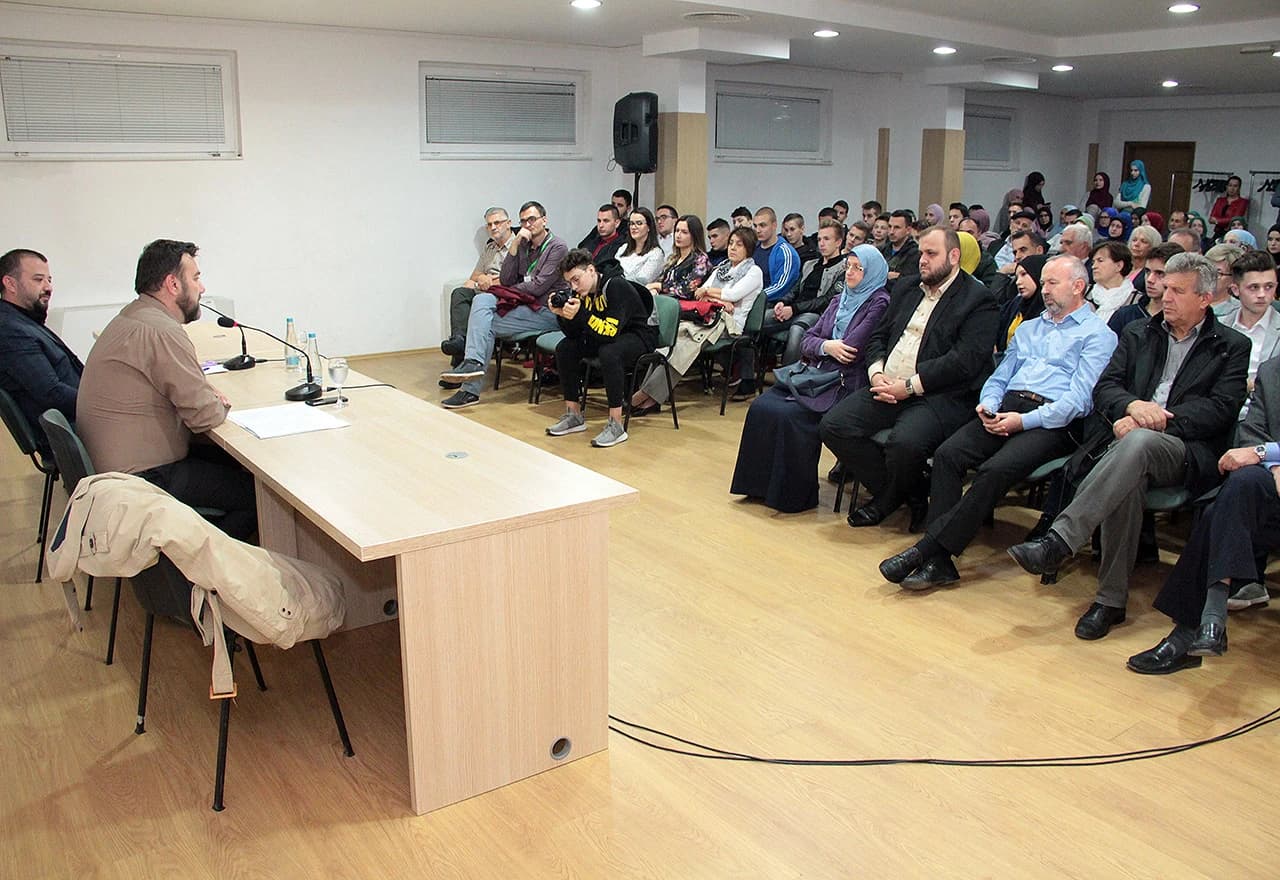 Predavanje o Aliji Izetbegoviću