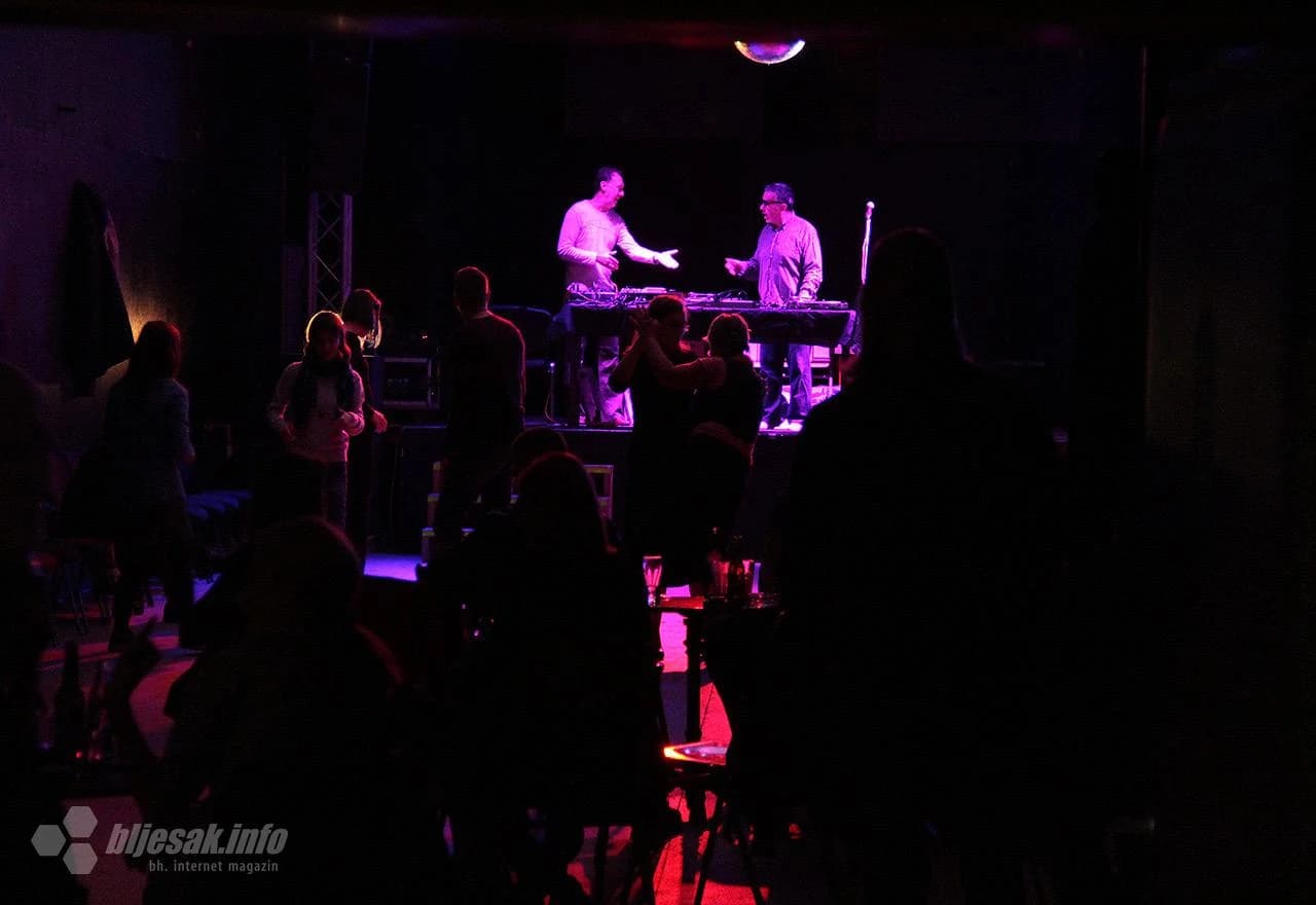 Detalj s igranke-plesnjaka