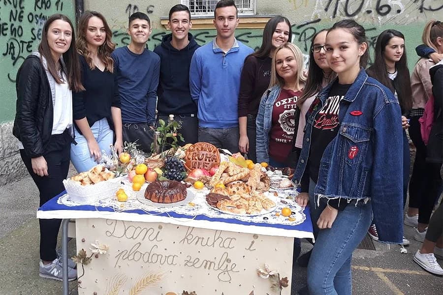 Dani kruha u Srednjoj medicinskoj školi Sestara milosrdnica u Mostaru