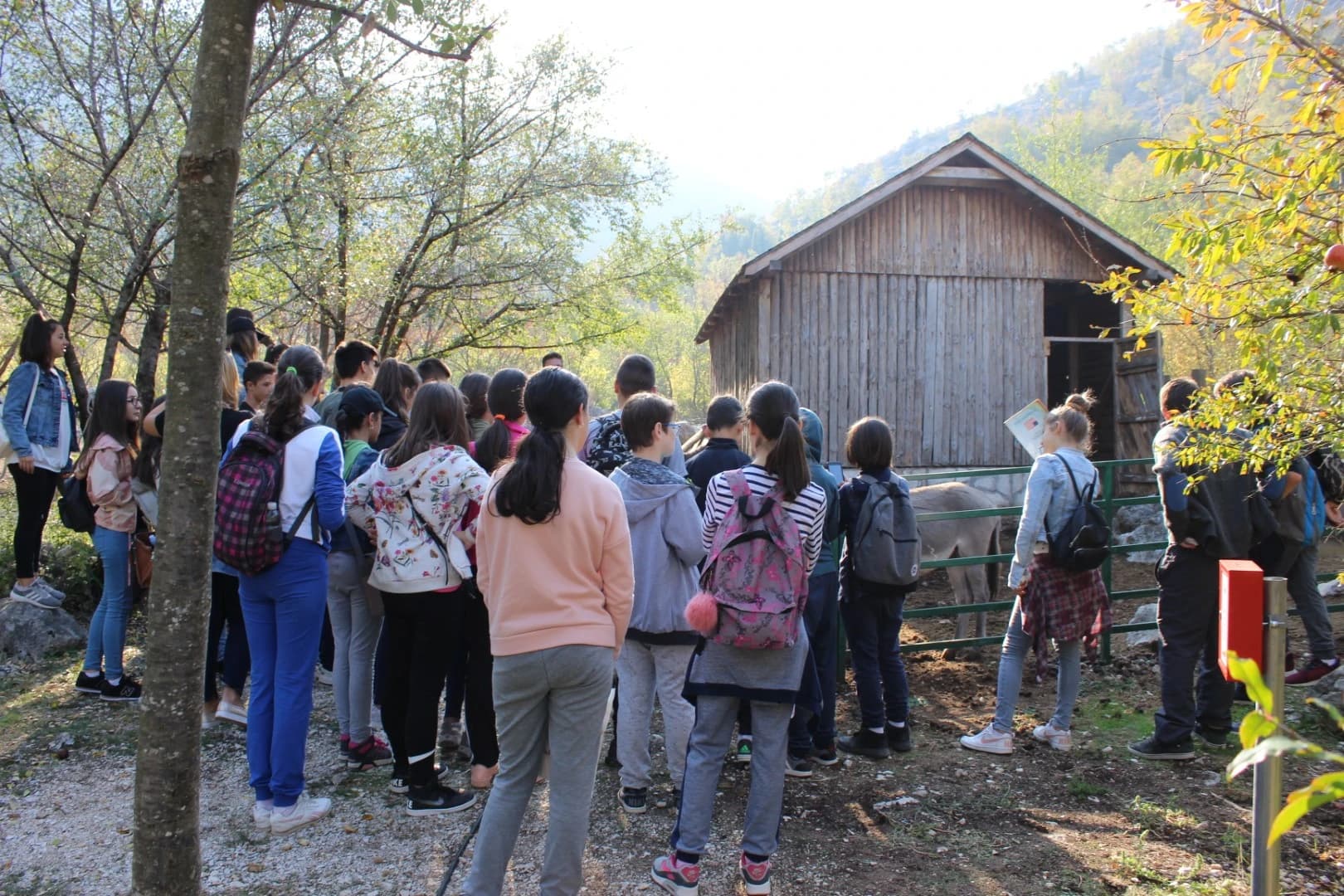 Organizirane poduzetničke radionice za osnovce iz Mostara i Nevesinja