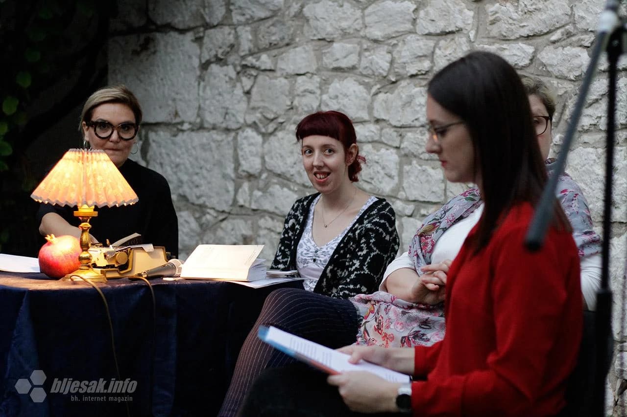 Mladi pjesnici odali su počast Aleksi Šantići čitajući njegove pjesme 