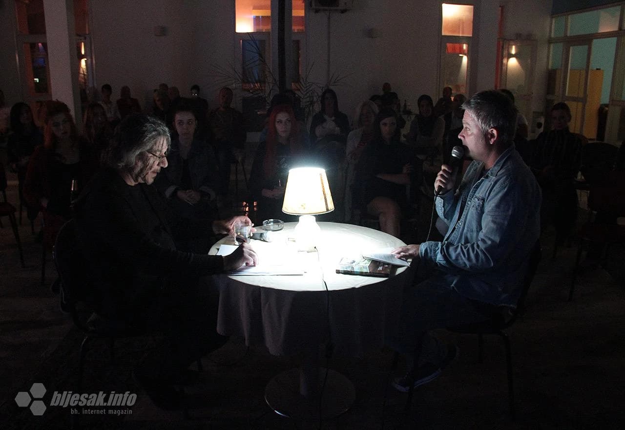 Poetska večer u MC Pavarotti