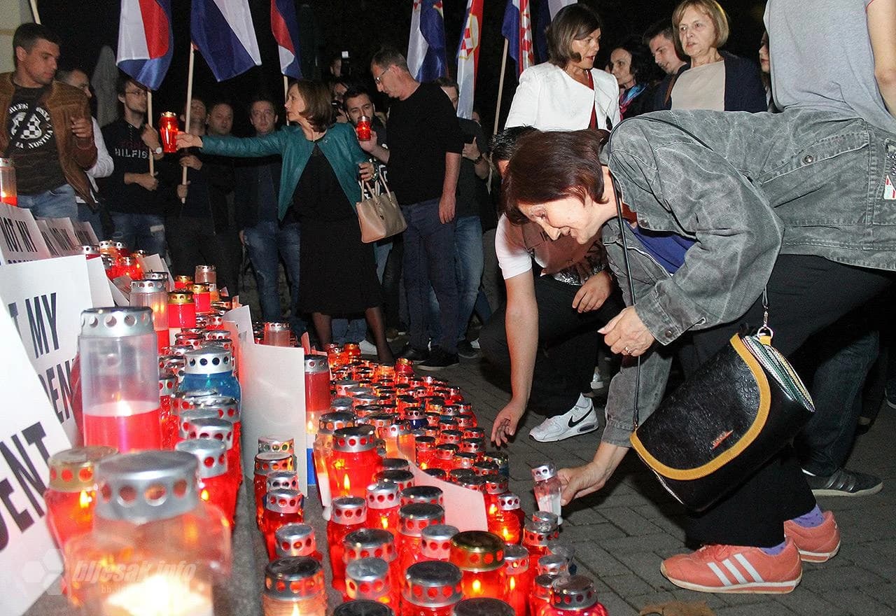 Prosvjedna šetnja 'RIP Democracy BiH'