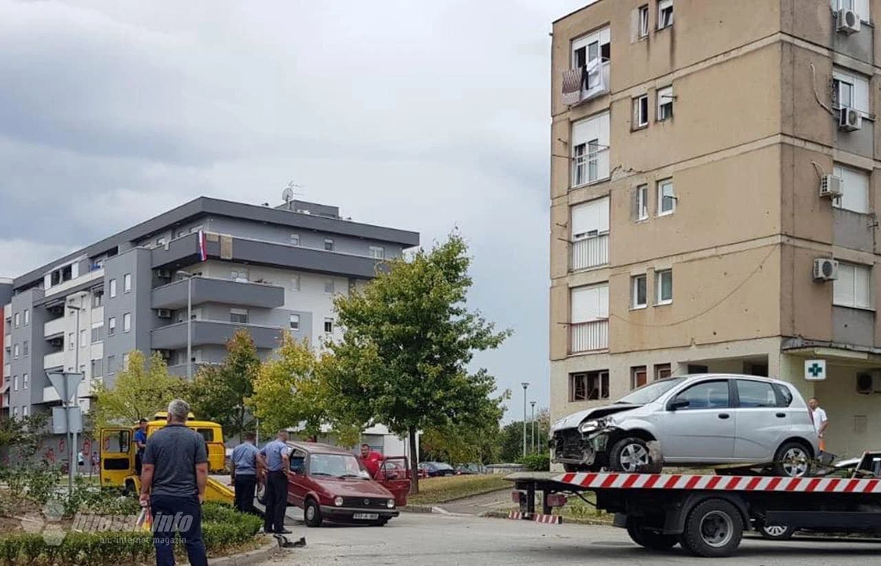 S mjesta prometne nesreće