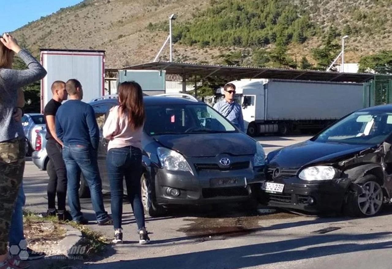 Sudar tri vozila u Mostaru
