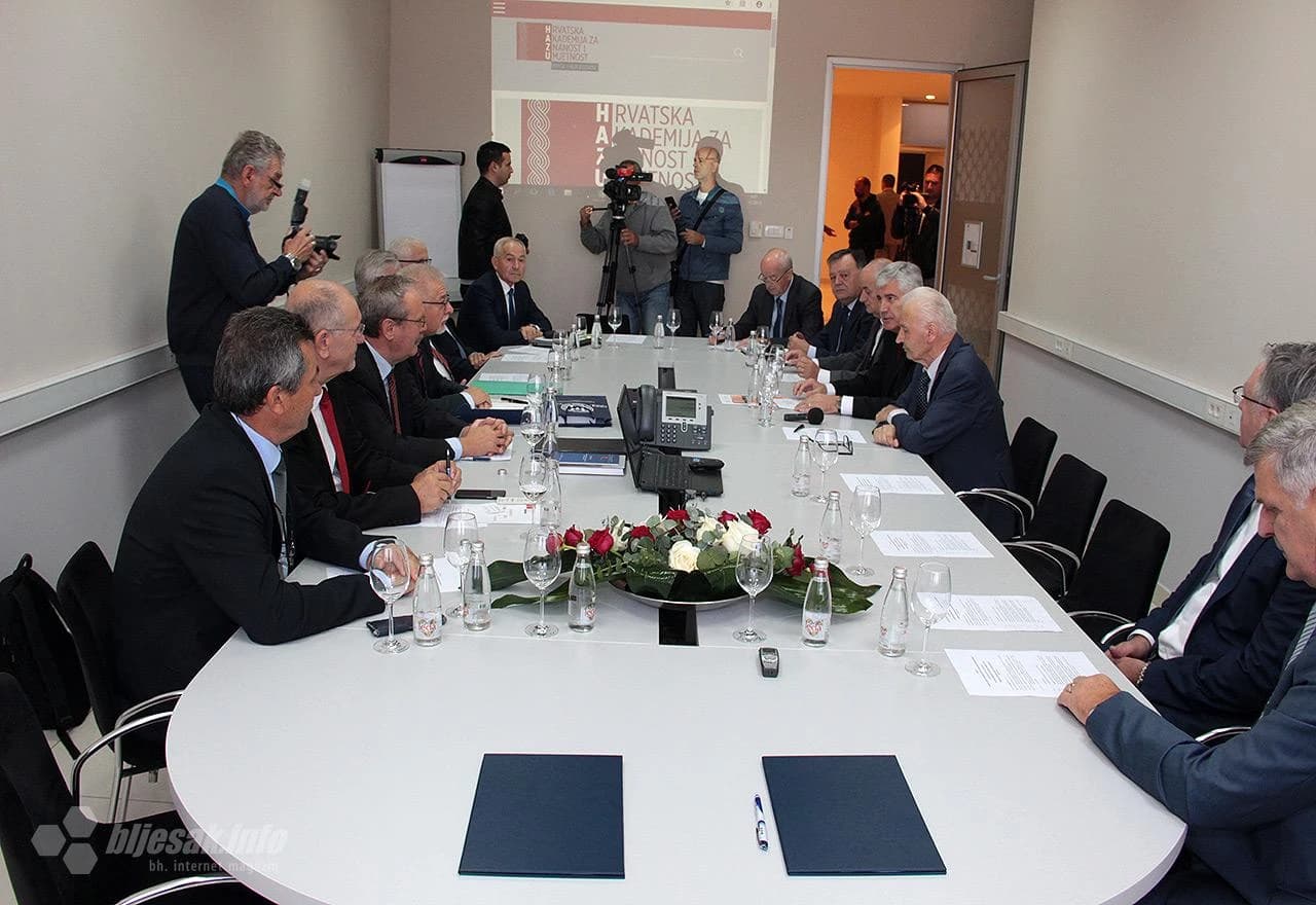 Potpisan sporazum u suradnji između HAZU i Akademije tehničkih znanosti RH