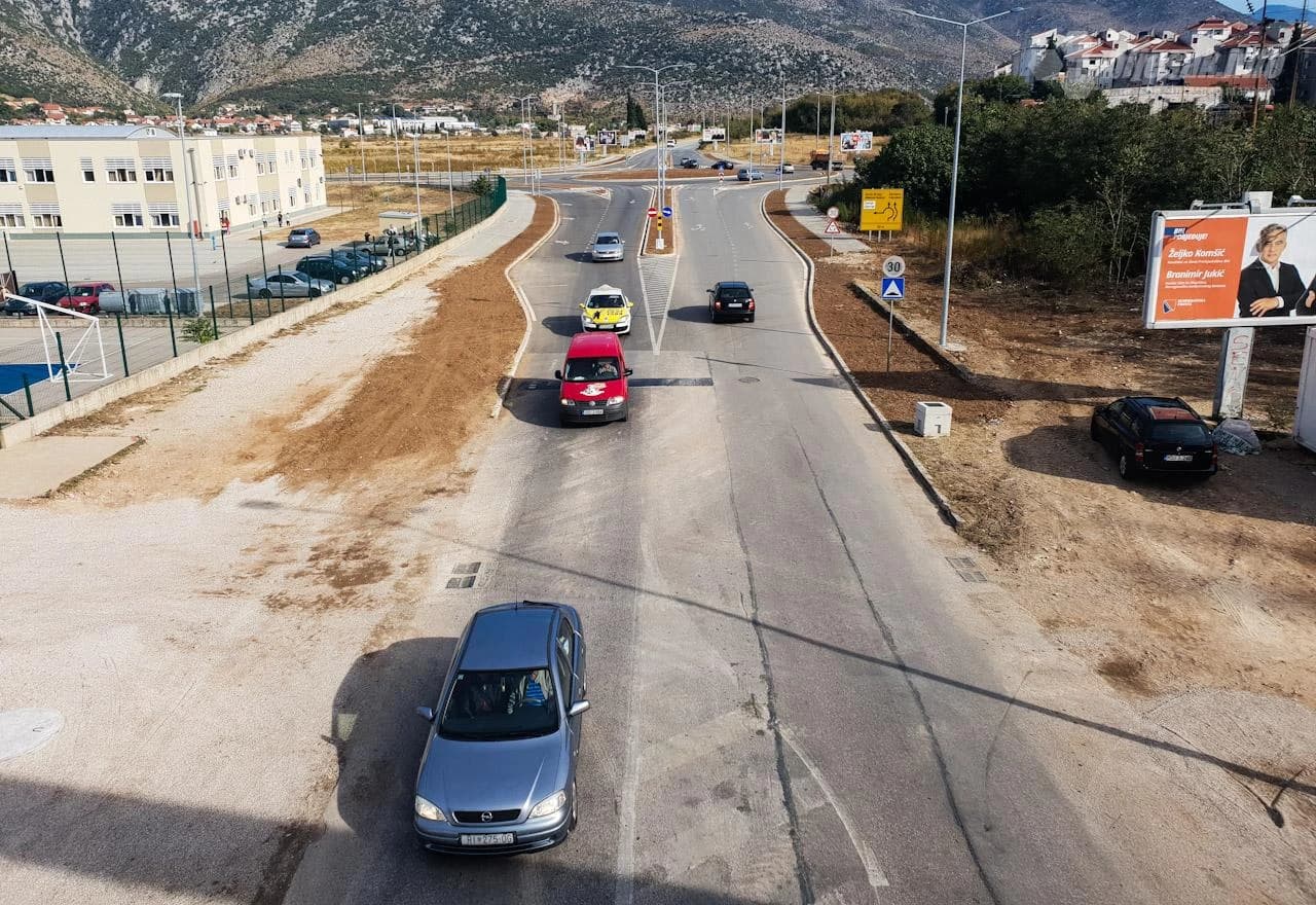 Pogled na nedovršeno